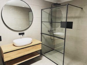 C277566E-F1A5-4F5E-93D9-32DDB7082811